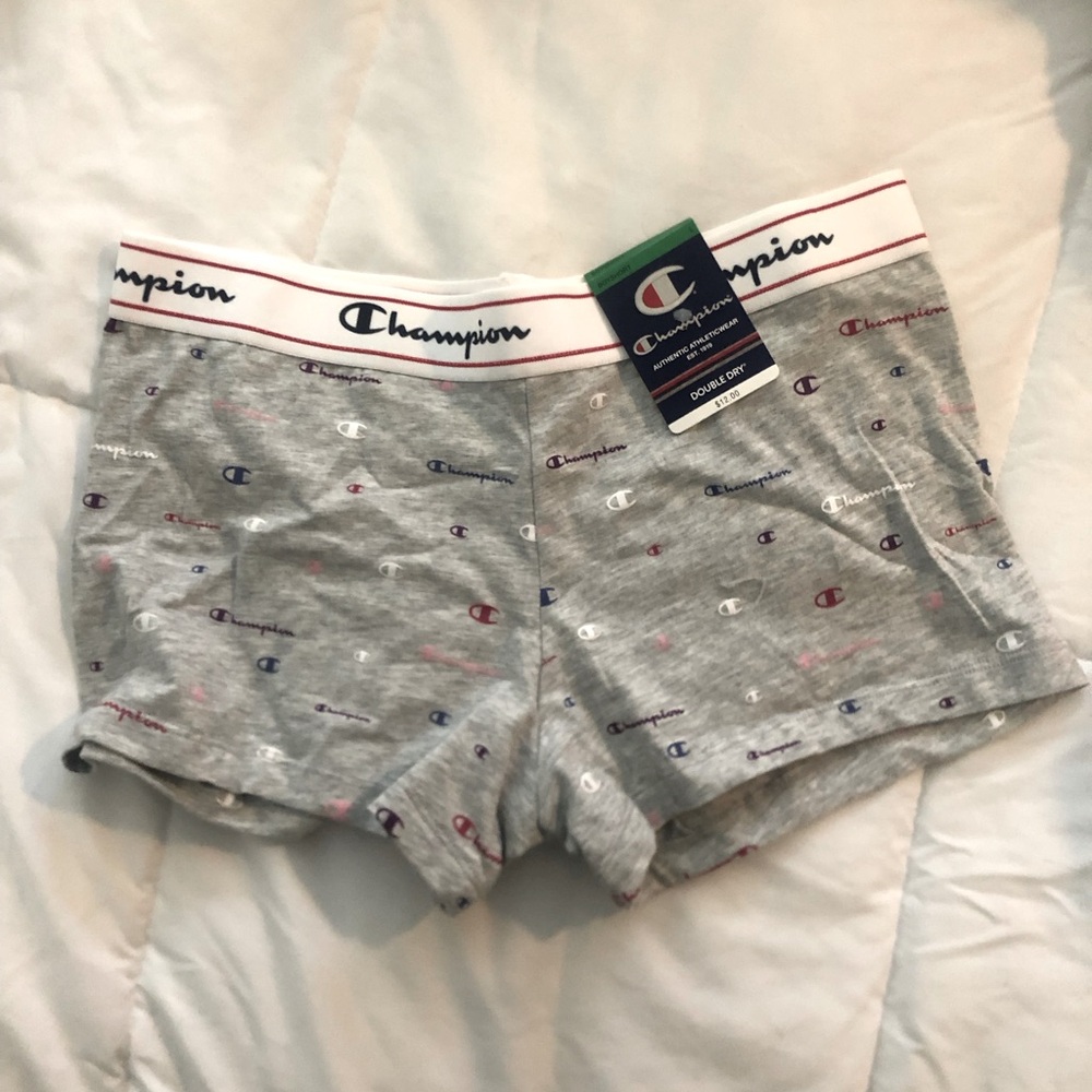 Champion Ladies Boyshort Double Dry. Size Large.